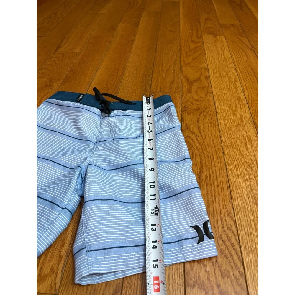 Hurley Boys Blue Striped Board Shorts beach vacation Swim Trunks Size 8/24